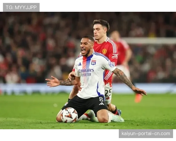 托利索凌空垫射破门成为里昂本场比赛唯一亮点